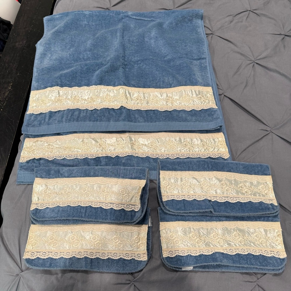 Vintage Saturday Knight Ltd. Blue Bath Set 2‎ Towels 4 Washcloths Silk/Lace USA